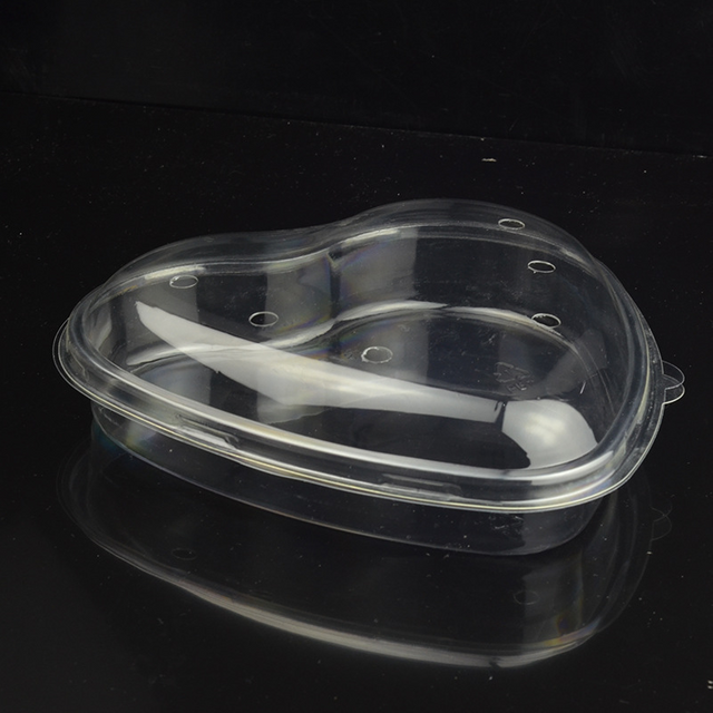 ハート型の環境に優しいプラスチック製フルーツボックススーパーマーケットの使い捨てブリスターペットボックス、カバー付き新鮮なカットフルーツと野菜のボックス